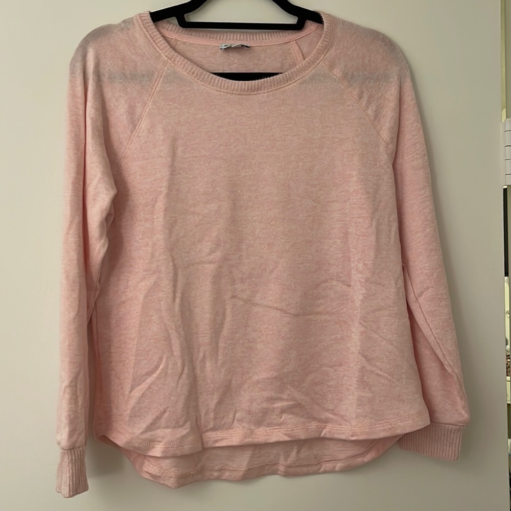 Very soft never worn splendid long sleeve
